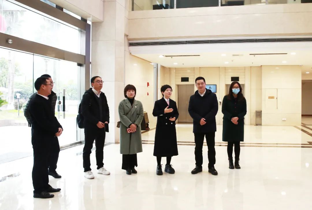 鹿城区教育局陈胜利局长莅临康奈调研