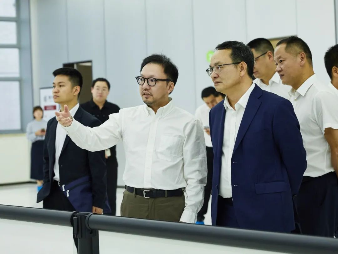 浙江省经信厅党组书记、厅长詹敏一行莅临康奈调研指导